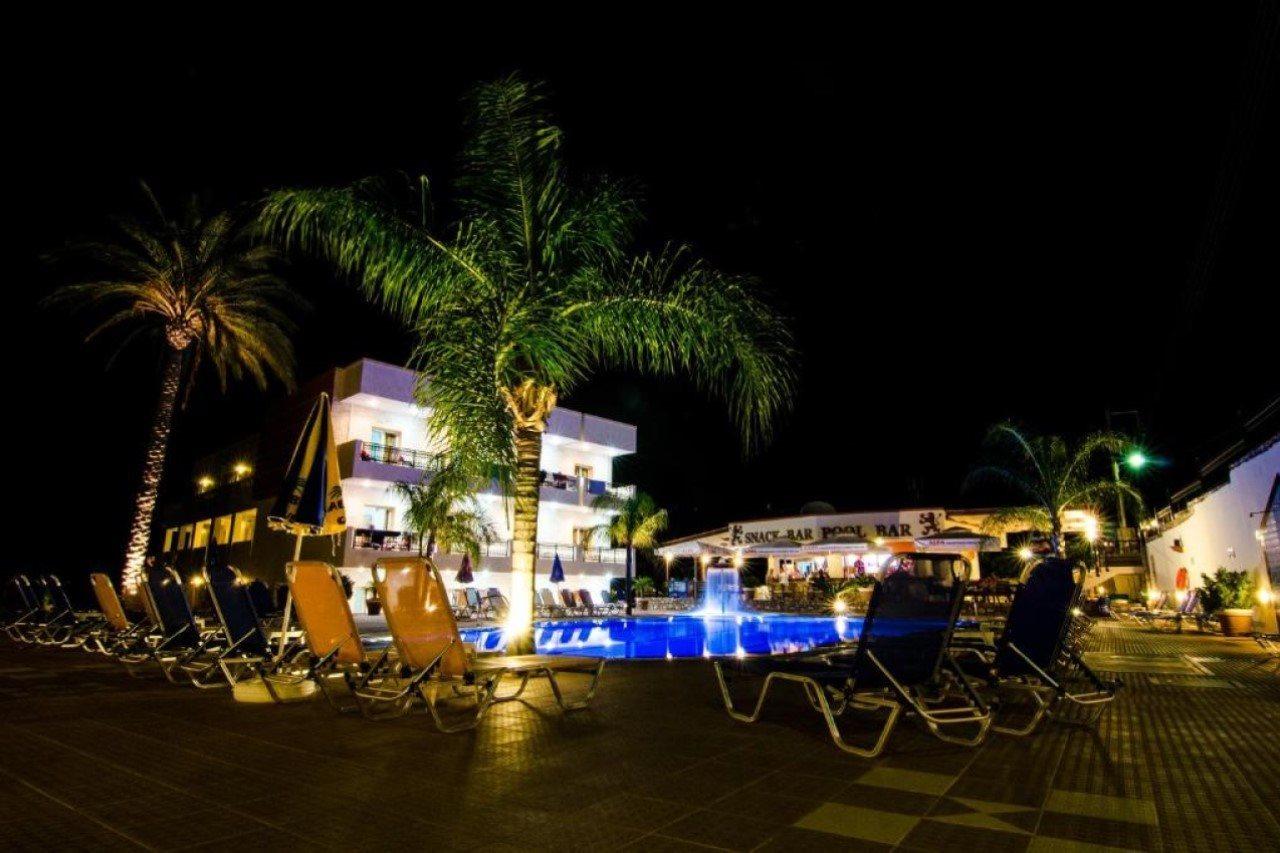 Real Palace Malia  Ngoại thất bức ảnh